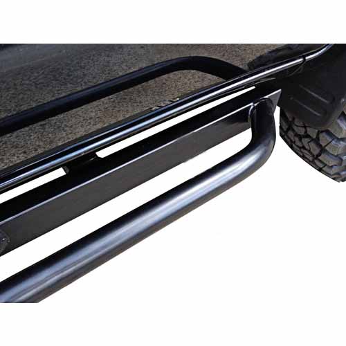 VMN offers single and dual cab sliders to suit body lifted vehicles and protect your vehicle's sills after a body lift. 