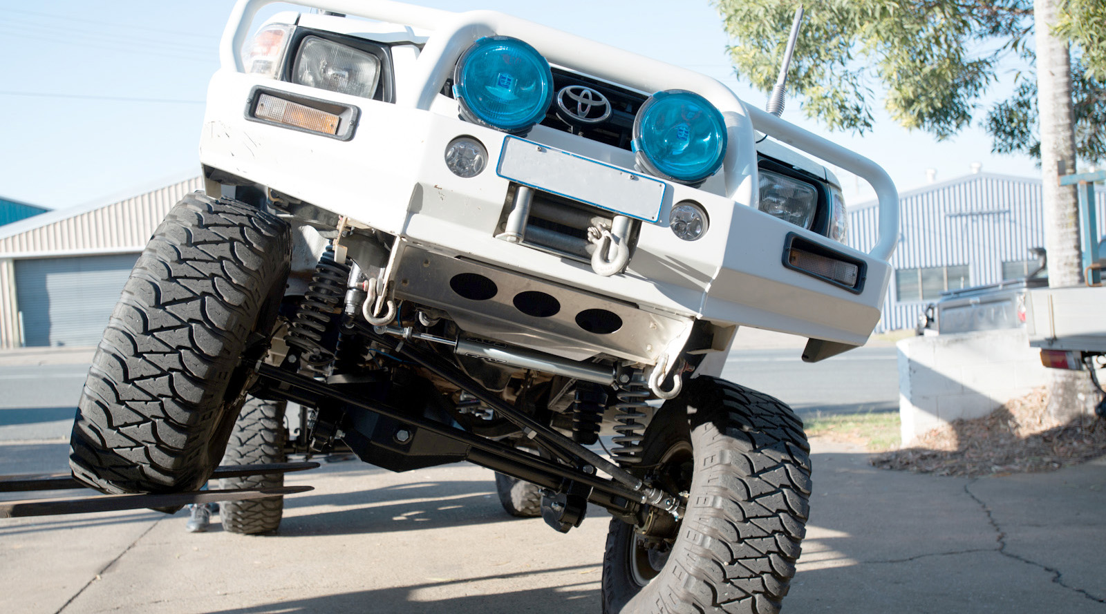 Solid Axle Swaps for the 2005 and on Hilux